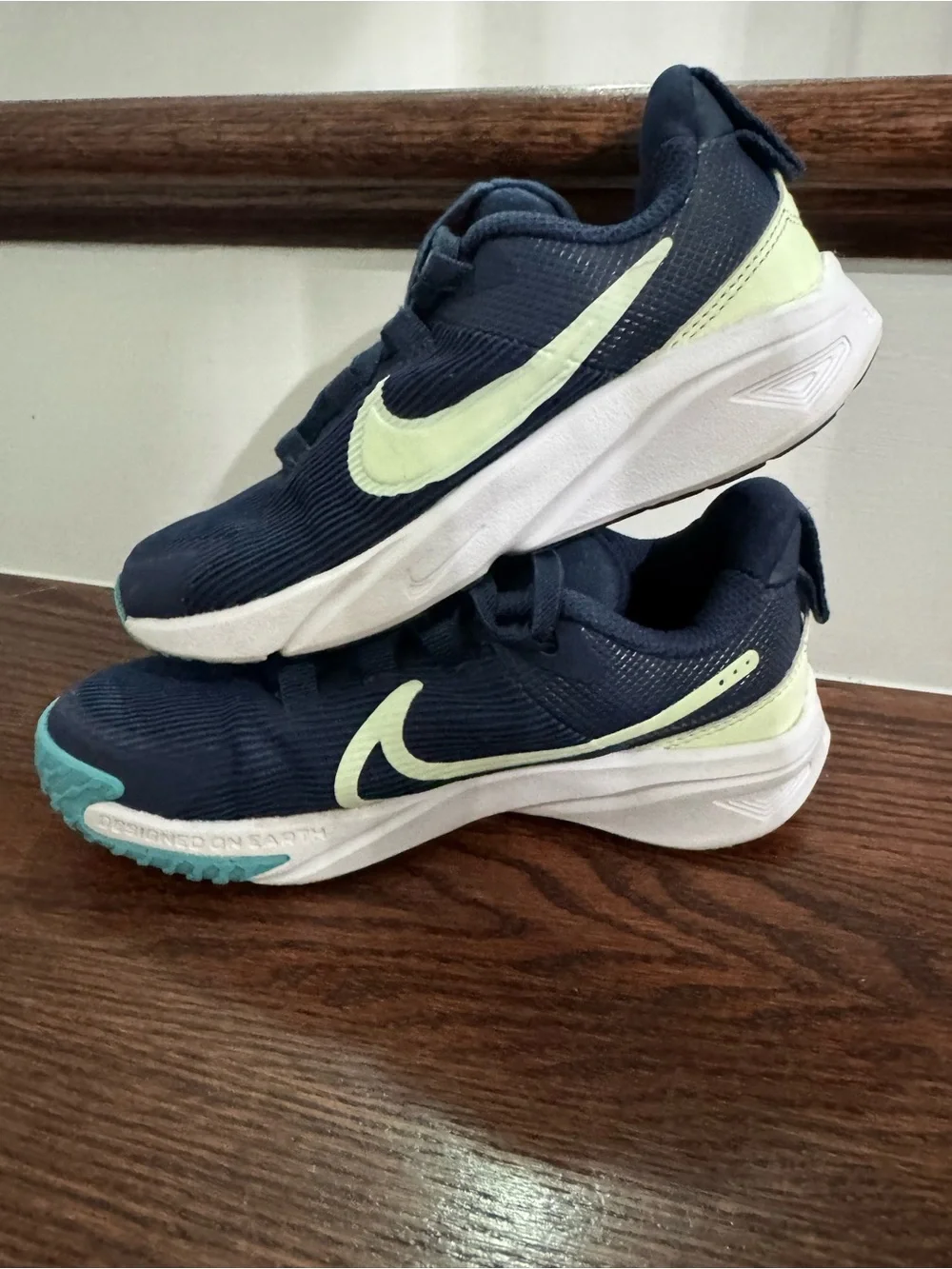 Nike Star Runner Navy Sneakers with Light Blue Accents